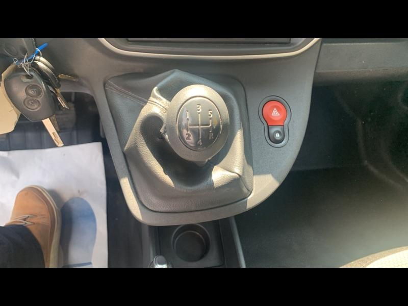 RENAULT Kangoo Express VUL d’occasion à vendre à PROVINS chez DPL - BRIARD AUTOMOBILE (Photo 15)
